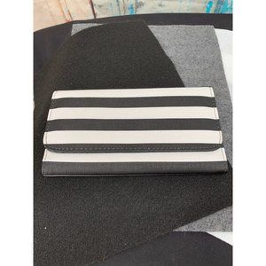 Kut from the Kloth Wallet